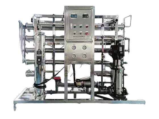 Stainless-steel reverse osmosis system with horizontal membrane housings, pumps, piping and central control cabinet